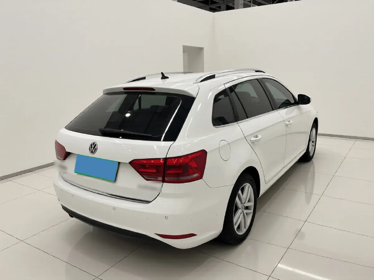 2015 Volkswagen Gran Lavida 1.6L 110HP L4 6AT,autocango,china used car exporter,china ev exporter,chinese used car exporter,chinese used ev exporter