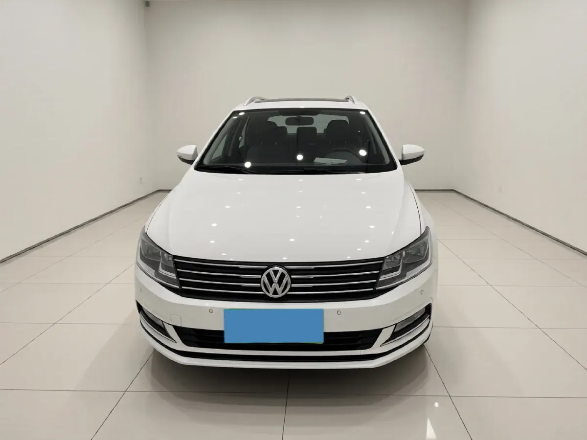 2015 Volkswagen Gran Lavida 1.6L 110HP L4 6AT,autocango,china used car exporter,china ev exporter,chinese used car exporter,chinese used ev exporter