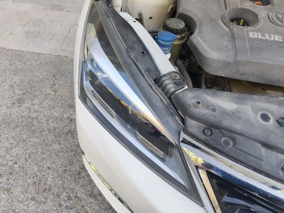 2015 ChangAn Alsvin V7 1.6L 124HP L4 5MT,autocango,china used car exporter,china ev exporter,chinese used car exporter,chinese used ev exporter