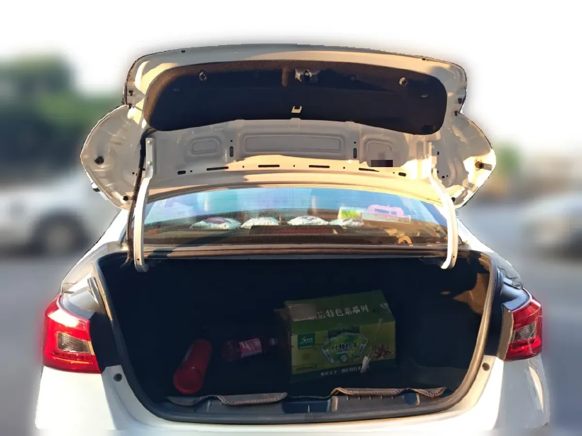 2017 Chery Arrizo 5 1.5L 116HP L4 5MT,autocango,china used car exporter,china ev exporter,chinese used car exporter,chinese used ev exporter