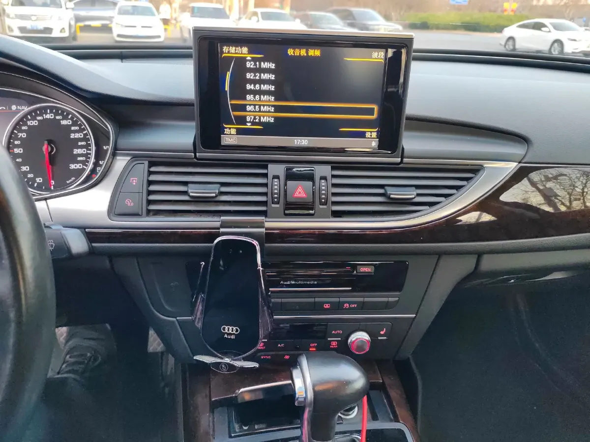 2014 Audi A6L 2.5L 190HP V6 CVT,autocango,china used car exporter,china ev exporter,chinese used car exporter,chinese used ev exporter