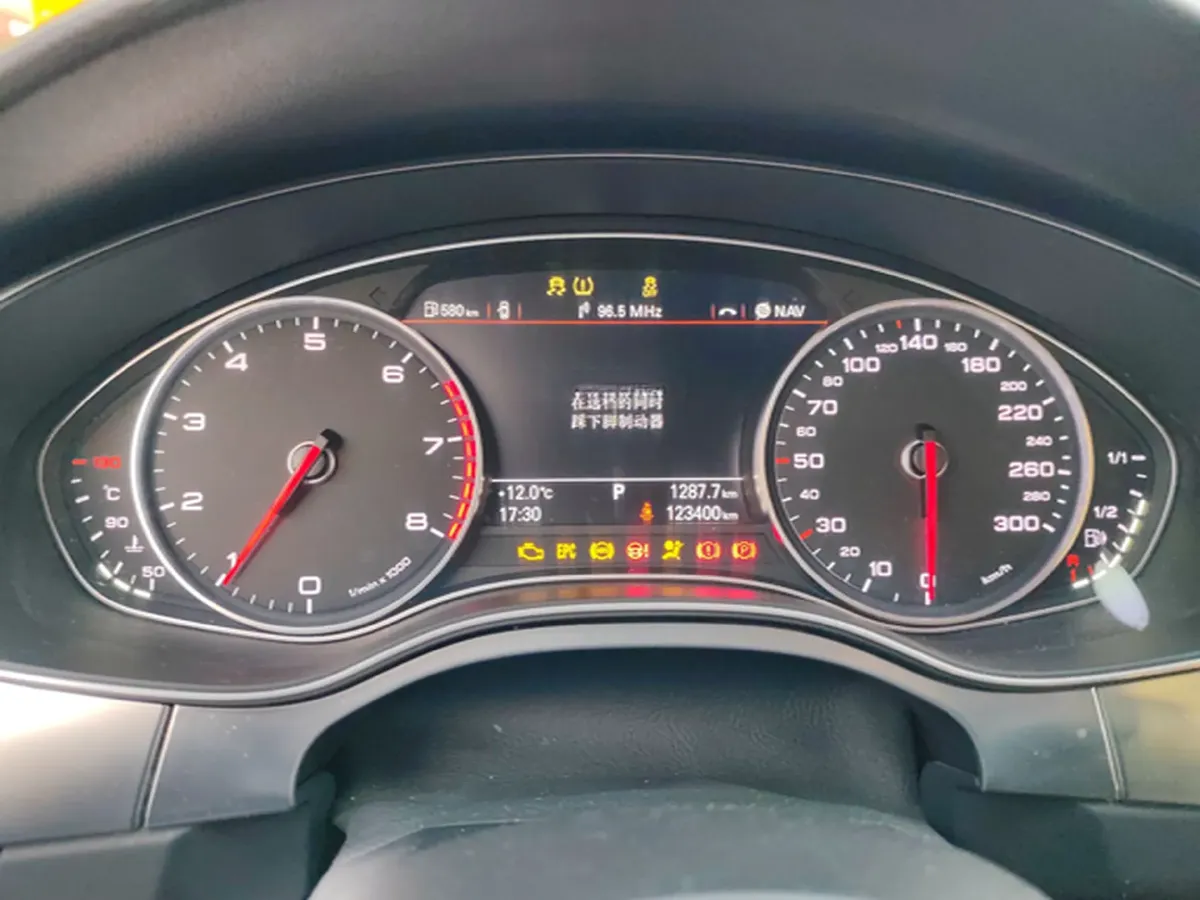 2014 Audi A6L 2.5L 190HP V6 CVT,autocango,china used car exporter,china ev exporter,chinese used car exporter,chinese used ev exporter