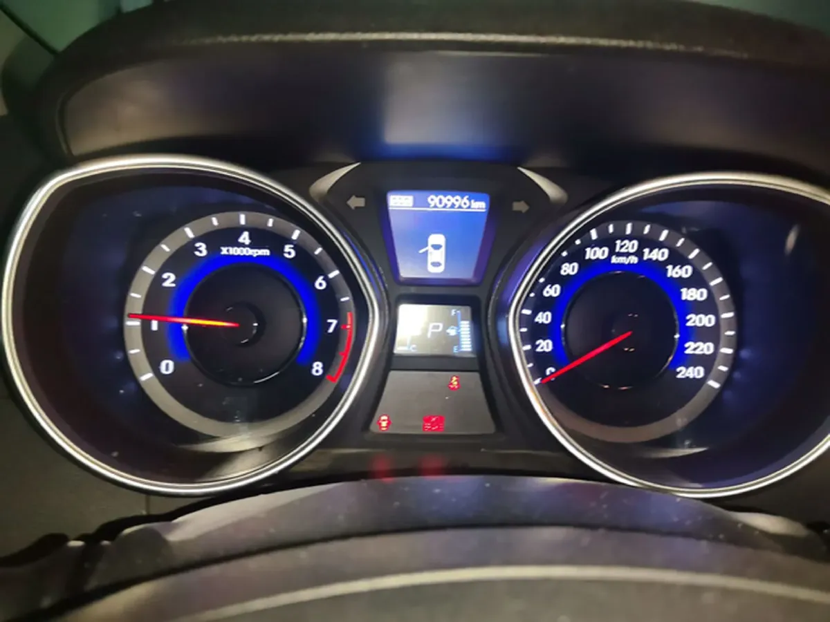 2015 Hyundai Elantra 1.6L 128HP L4 6AT,autocango,china used car exporter,china ev exporter,chinese used car exporter,chinese used ev exporter