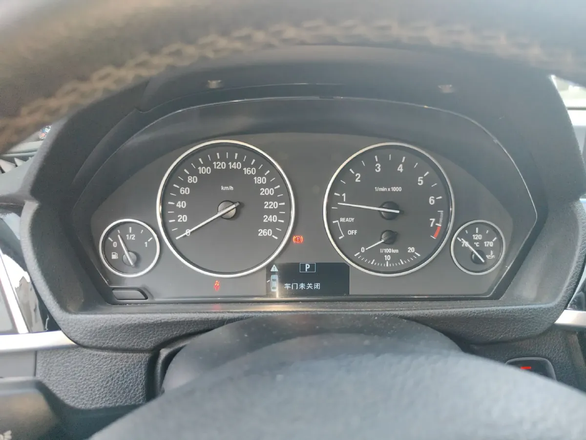 2016 BMW 3 Series 2.0T 184HP L4 8AT,autocango,china used car exporter,china ev exporter,chinese used car exporter,chinese used ev exporter