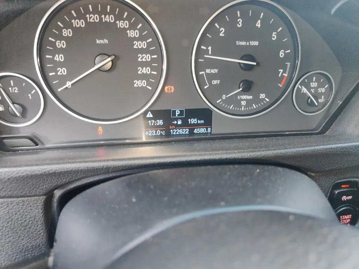 2016 BMW 3 Series 2.0T 184HP L4 8AT,autocango,china used car exporter,china ev exporter,chinese used car exporter,chinese used ev exporter