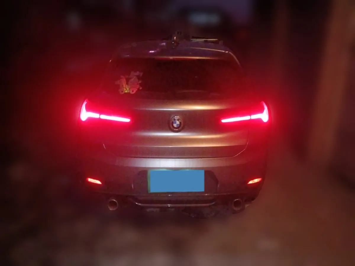 2021 BMW X2 2.0T 192HP L4 7DCT,autocango,china used car exporter,china ev exporter,chinese used car exporter,chinese used ev exporter