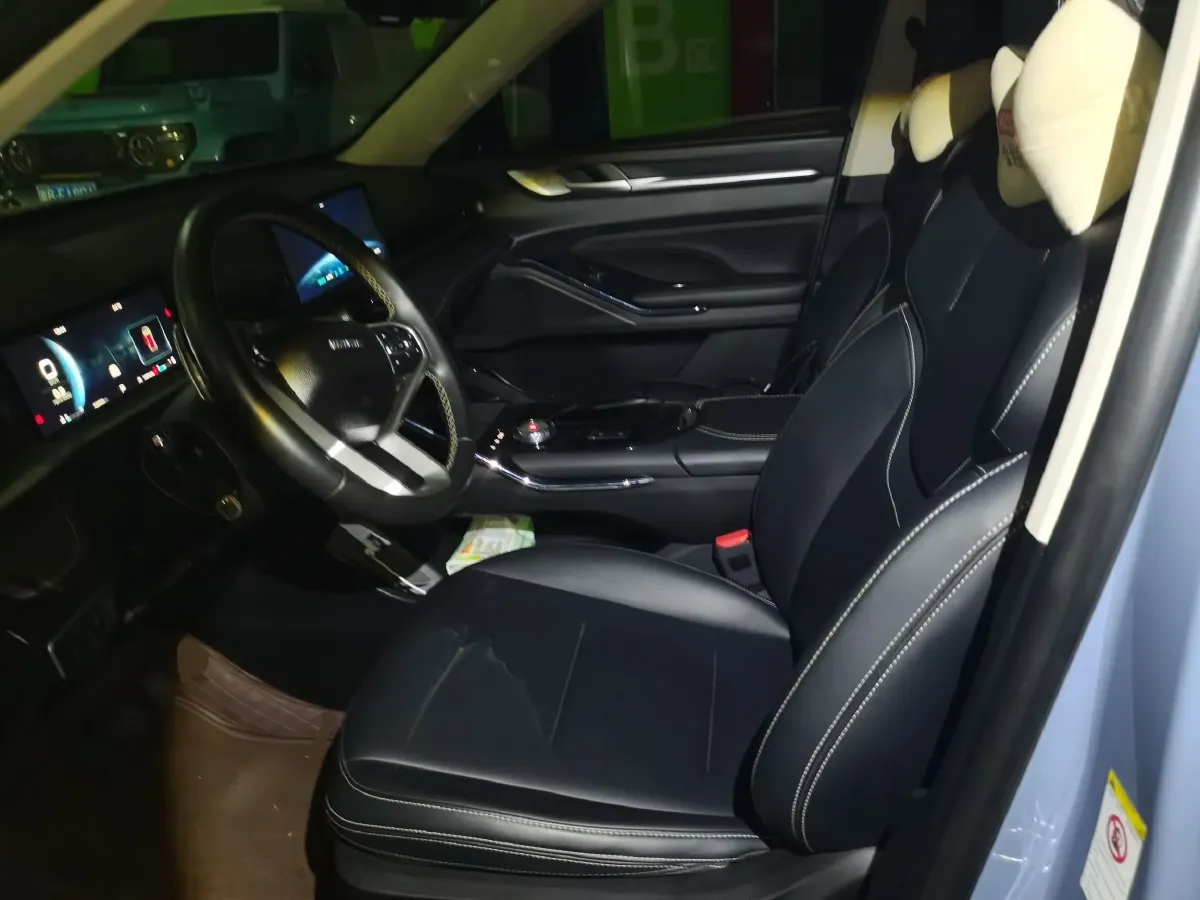 2021 Haval H6 2.0T 211HP L4 7DCT,autocango,china used car exporter,china ev exporter,chinese used car exporter,chinese used ev exporter