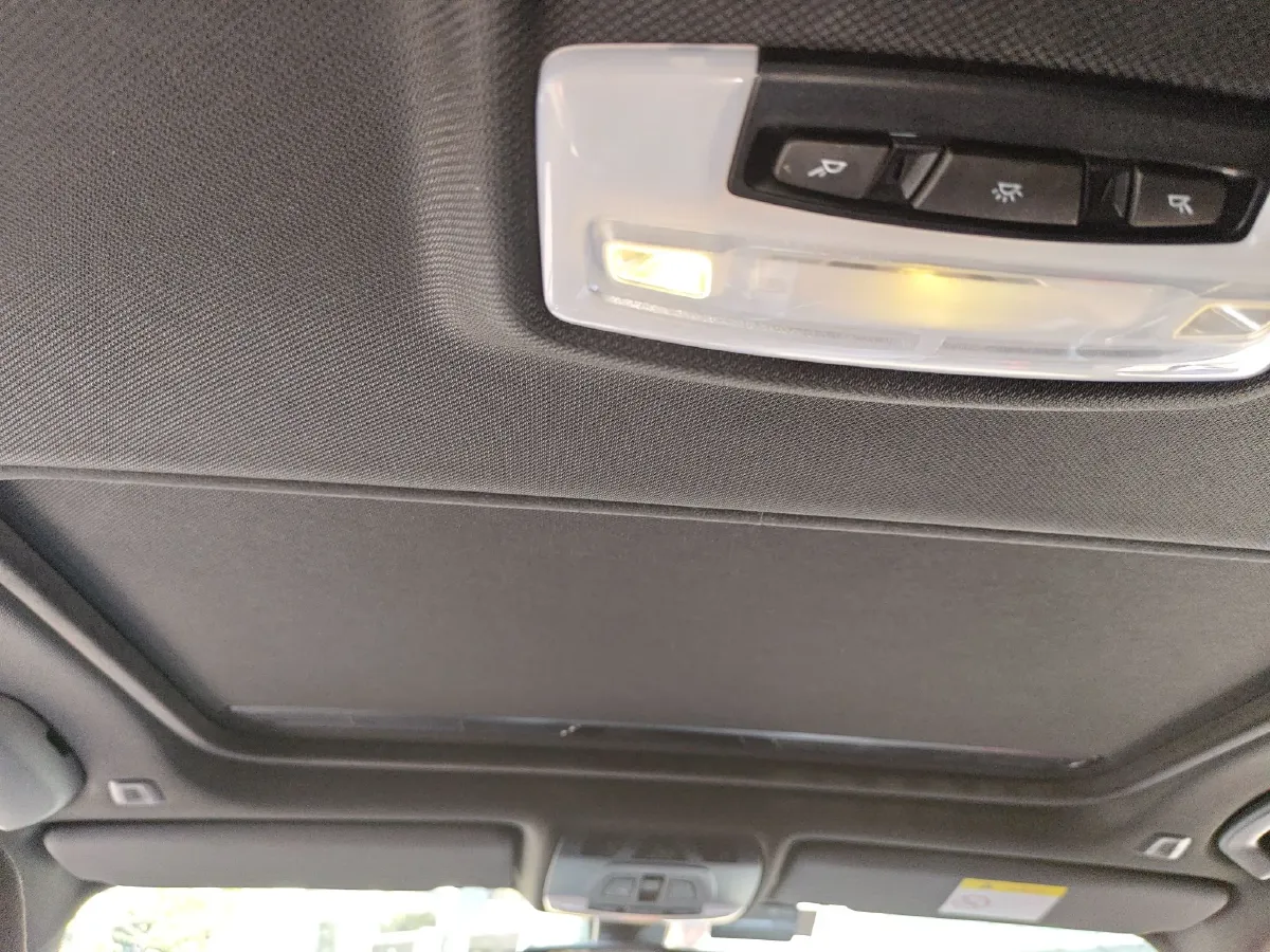 2017 BMW 3 Series 2.0T 184HP L4 8AT,autocango,china used car exporter,china ev exporter,chinese used car exporter,chinese used ev exporter