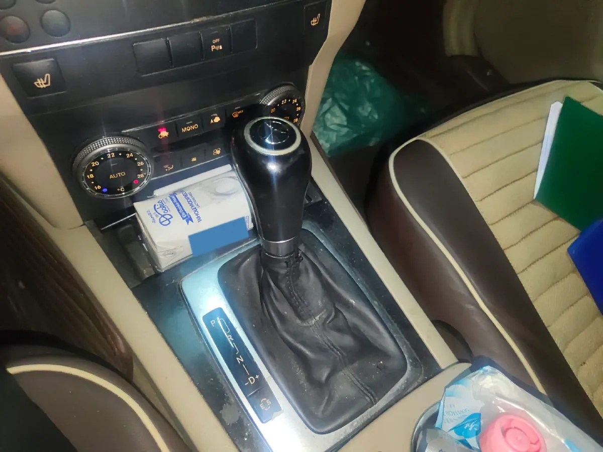 2011 Mercedes-Benz GLK Class 3.0L 231HP V6 7AT,autocango,china used car exporter,china ev exporter,chinese used car exporter,chinese used ev exporter