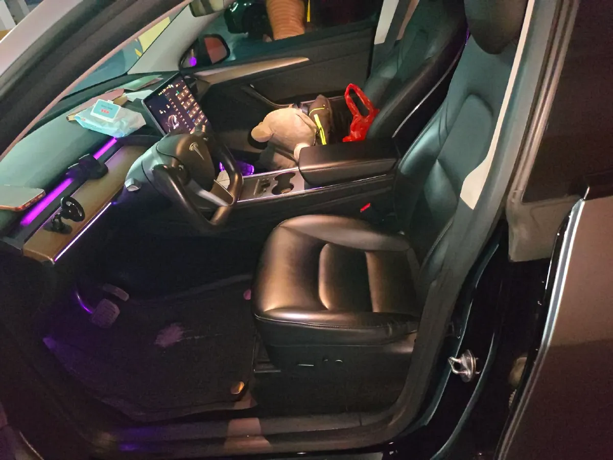 2022 Tesla Model Y BEV 60KWH,autocango,china used car exporter,china ev exporter,chinese used car exporter,chinese used ev exporter