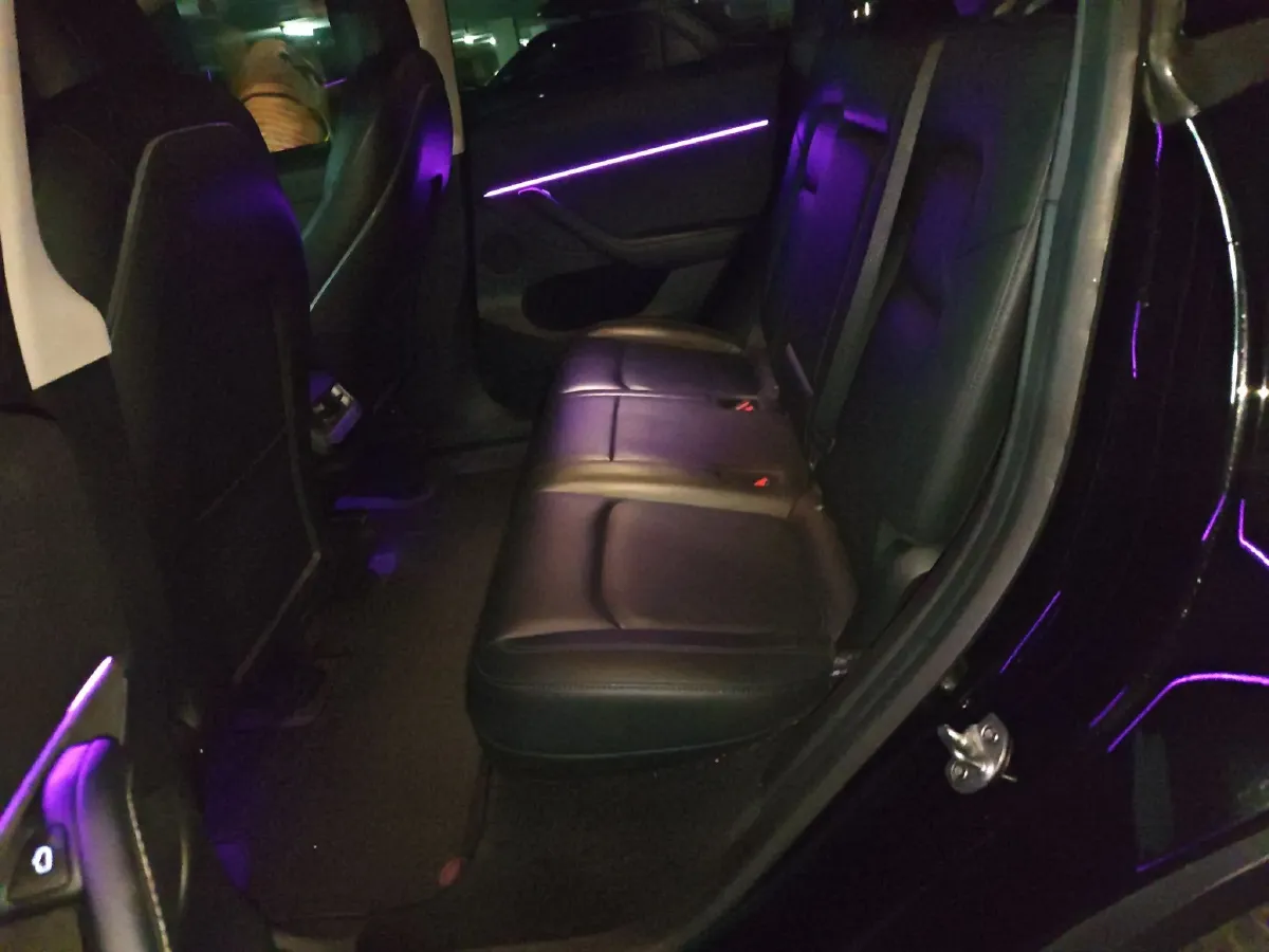 2022 Tesla Model Y BEV 60KWH,autocango,china used car exporter,china ev exporter,chinese used car exporter,chinese used ev exporter