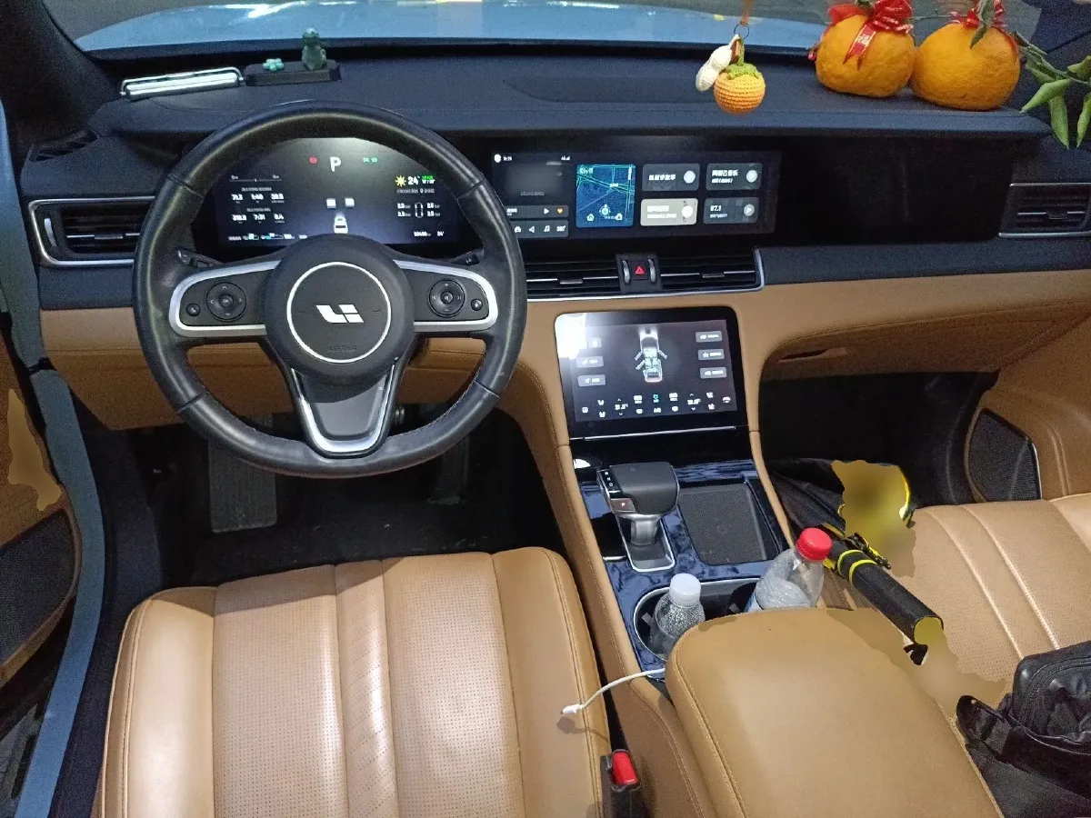 2020 Li ONE Range Extended 131HP REEV 40.5KWH,autocango,china used car exporter,china ev exporter,chinese used car exporter,chinese used ev exporter