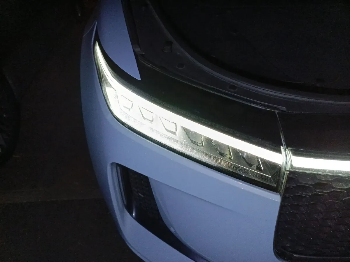 2020 Li ONE Range Extended 131HP REEV 40.5KWH,autocango,china used car exporter,china ev exporter,chinese used car exporter,chinese used ev exporter