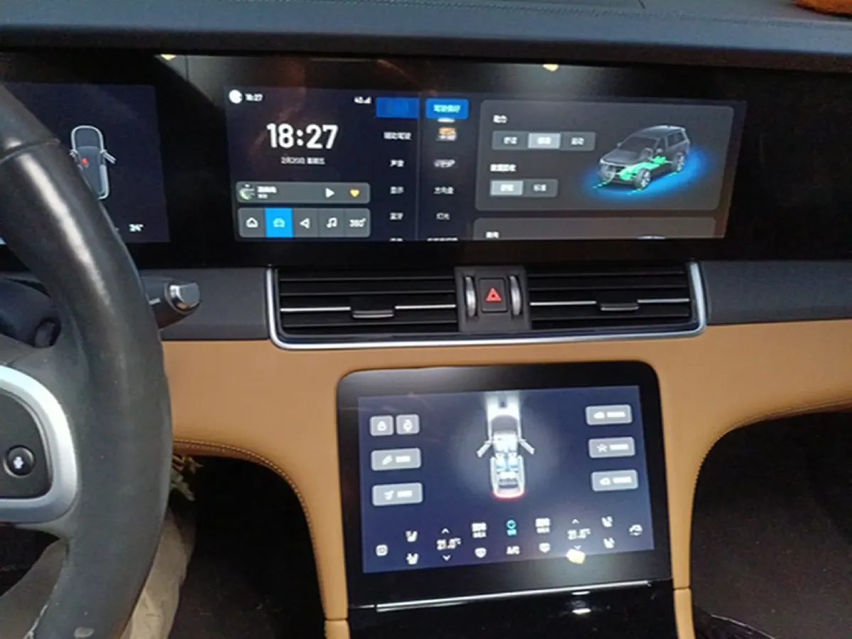 2020 Li ONE Range Extended 131HP REEV 40.5KWH,autocango,china used car exporter,china ev exporter,chinese used car exporter,chinese used ev exporter