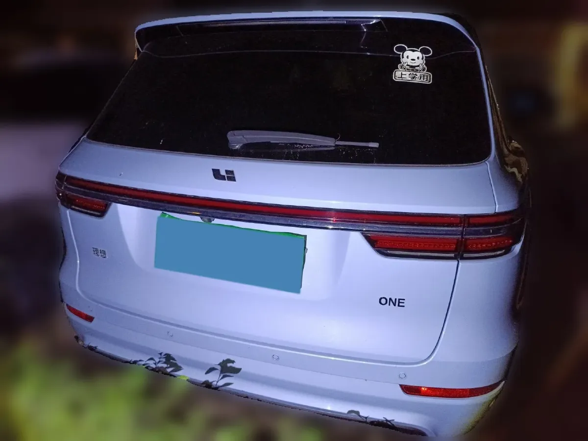 2020 Li ONE Range Extended 131HP REEV 40.5KWH,autocango,china used car exporter,china ev exporter,chinese used car exporter,chinese used ev exporter