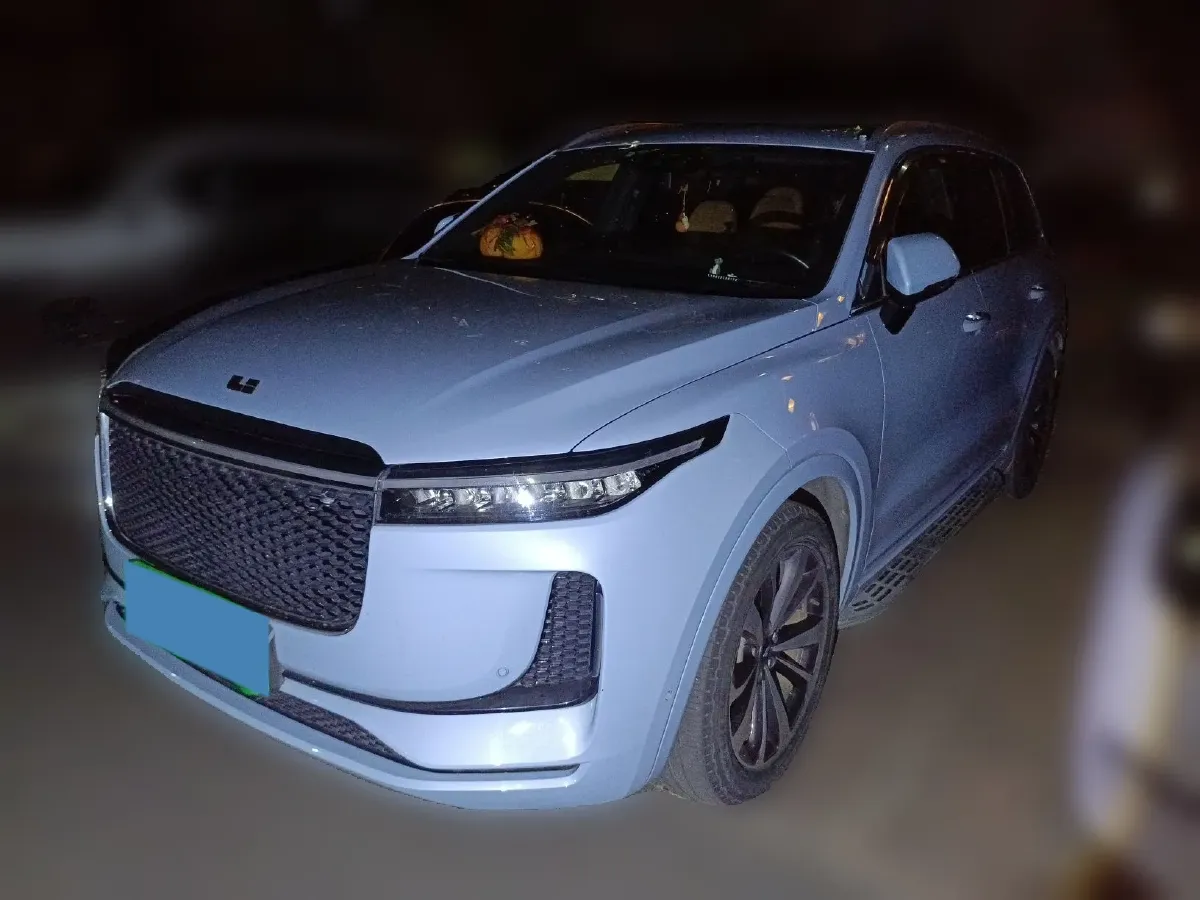 2020 Li ONE Range Extended 131HP REEV 40.5KWH,autocango,china used car exporter,china ev exporter,chinese used car exporter,chinese used ev exporter