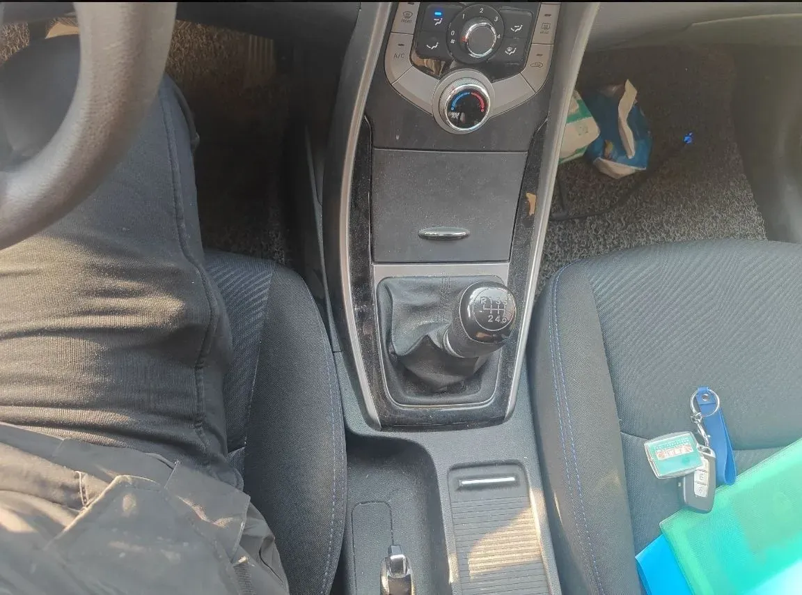 2012 Hyundai Elantra 1.6L 128HP L4 6MT,autocango,china used car exporter,china ev exporter,chinese used car exporter,chinese used ev exporter