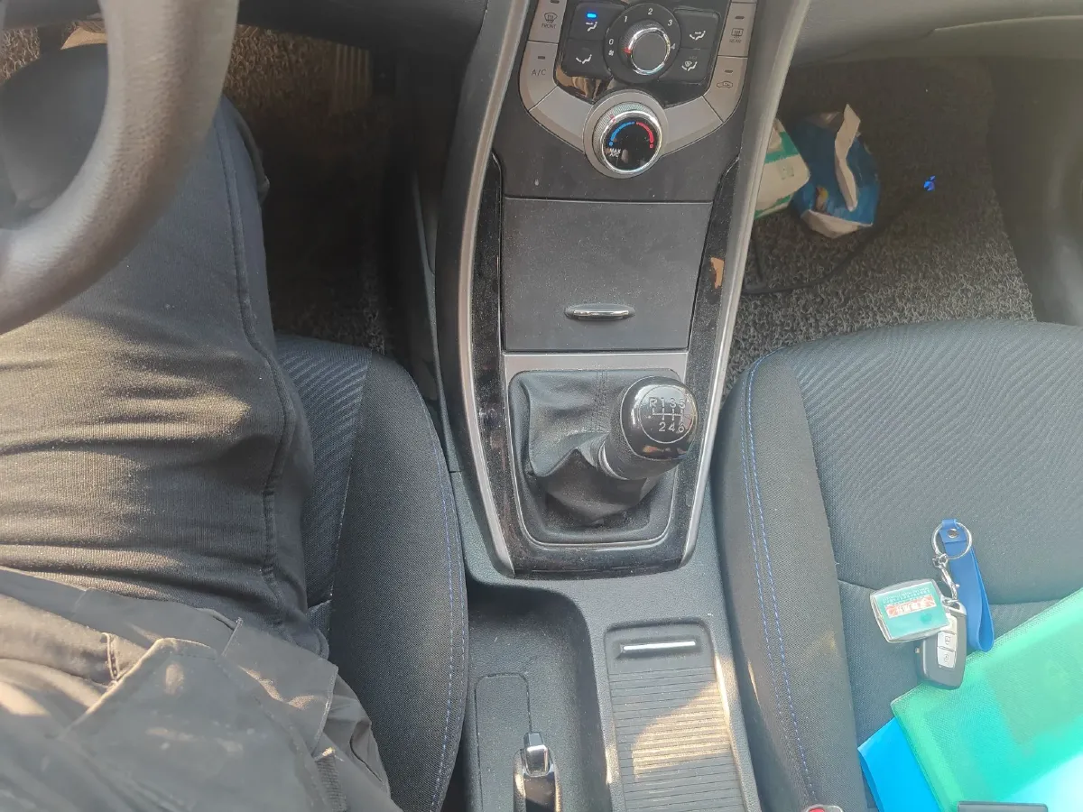 2012 Hyundai Elantra 1.6L 128HP L4 6MT,autocango,china used car exporter,china ev exporter,chinese used car exporter,chinese used ev exporter