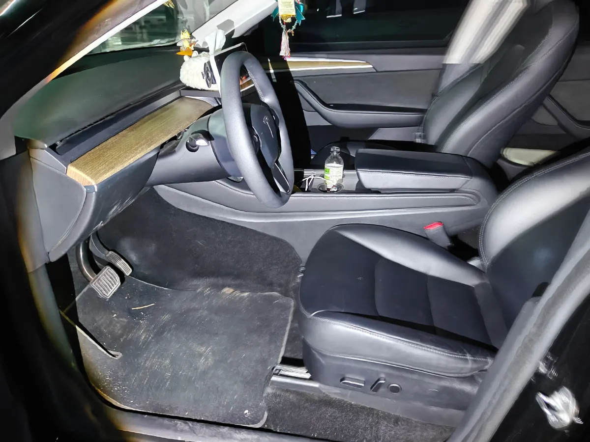 2022 Tesla Model Y BEV 60KWH,autocango,china used car exporter,china ev exporter,chinese used car exporter,chinese used ev exporter