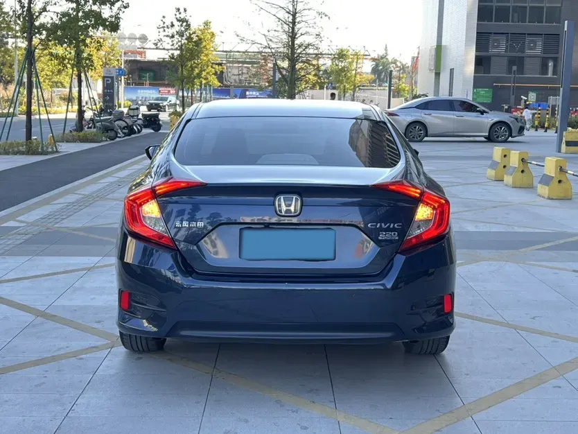 2019 Honda Civic 1.5T 177HP L4 CVT,autocango,china used car exporter,china ev exporter,chinese used car exporter,chinese used ev exporter