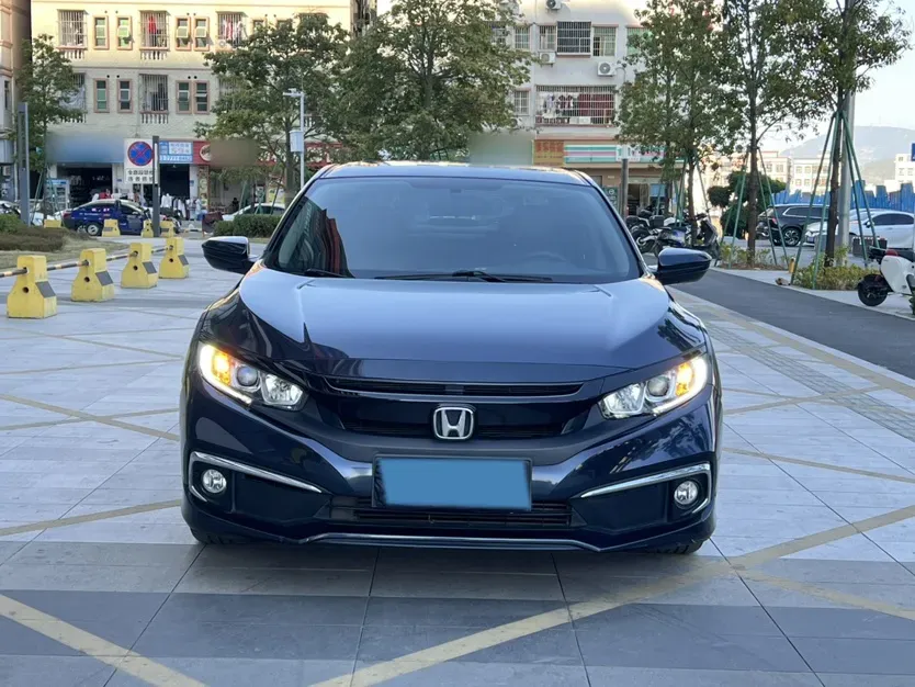 2019 Honda Civic 1.5T 177HP L4 CVT,autocango,china used car exporter,china ev exporter,chinese used car exporter,chinese used ev exporter