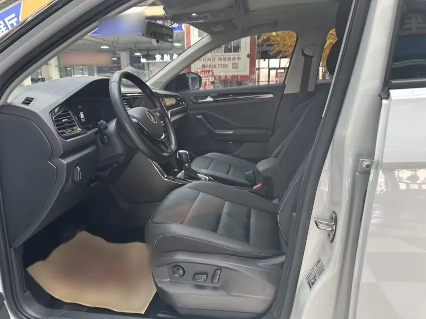 2021 Haval H7 2.0T 227HP L4 7DCT,autocango,china used car exporter,china ev exporter,chinese used car exporter,chinese used ev exporter