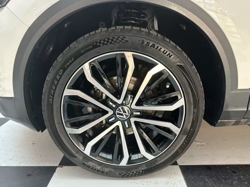 2021 Haval H7 2.0T 227HP L4 7DCT,autocango,china used car exporter,china ev exporter,chinese used car exporter,chinese used ev exporter