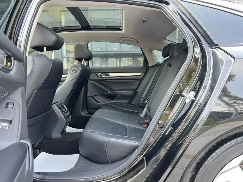 2018 Kia Sorento 2.0T 185HP L4 6AT,autocango,china used car exporter,china ev exporter,chinese used car exporter,chinese used ev exporter