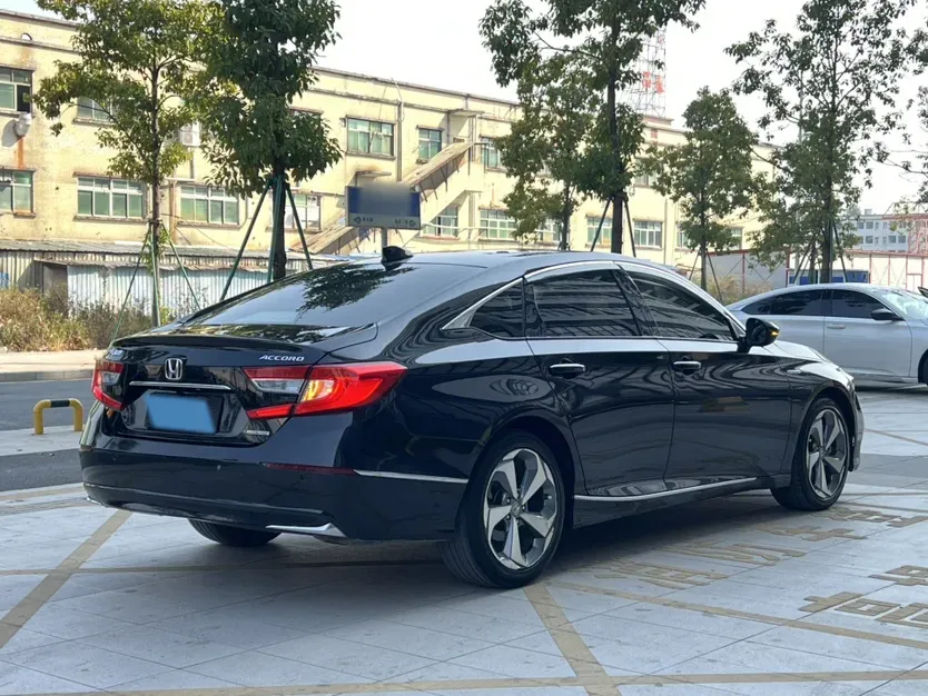 2018 Kia Sorento 2.0T 185HP L4 6AT,autocango,china used car exporter,china ev exporter,chinese used car exporter,chinese used ev exporter