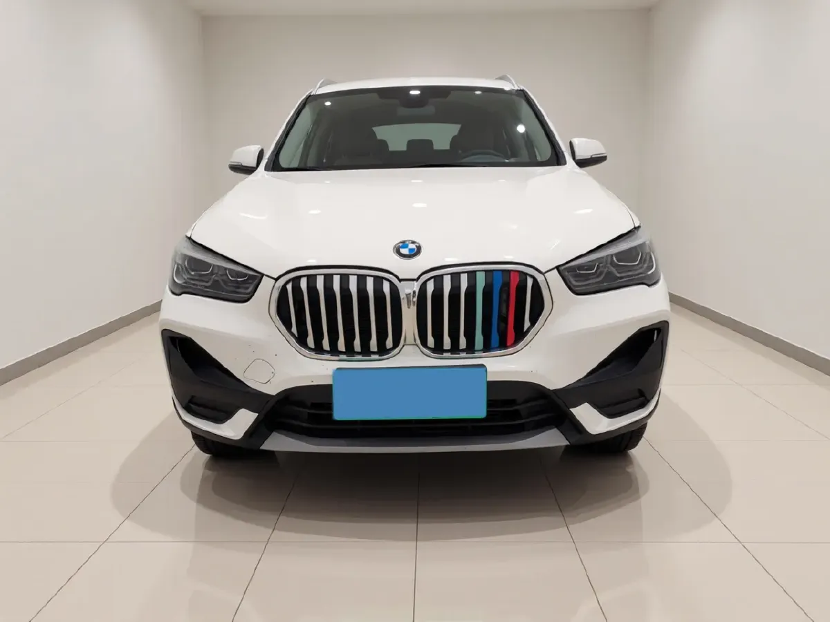 2021 BMW X1 2.0T 192HP L4 7DCT,autocango,china used car exporter,china ev exporter,chinese used car exporter,chinese used ev exporter