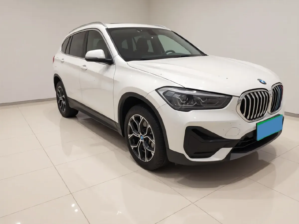 2021 BMW X1 2.0T 192HP L4 7DCT,autocango,china used car exporter,china ev exporter,chinese used car exporter,chinese used ev exporter