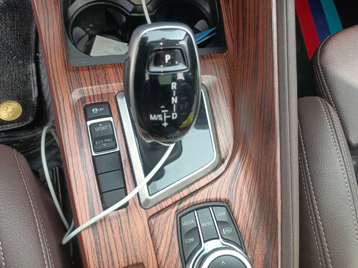 2021 BMW X1 2.0T 192HP L4 7DCT,autocango,china used car exporter,china ev exporter,chinese used car exporter,chinese used ev exporter