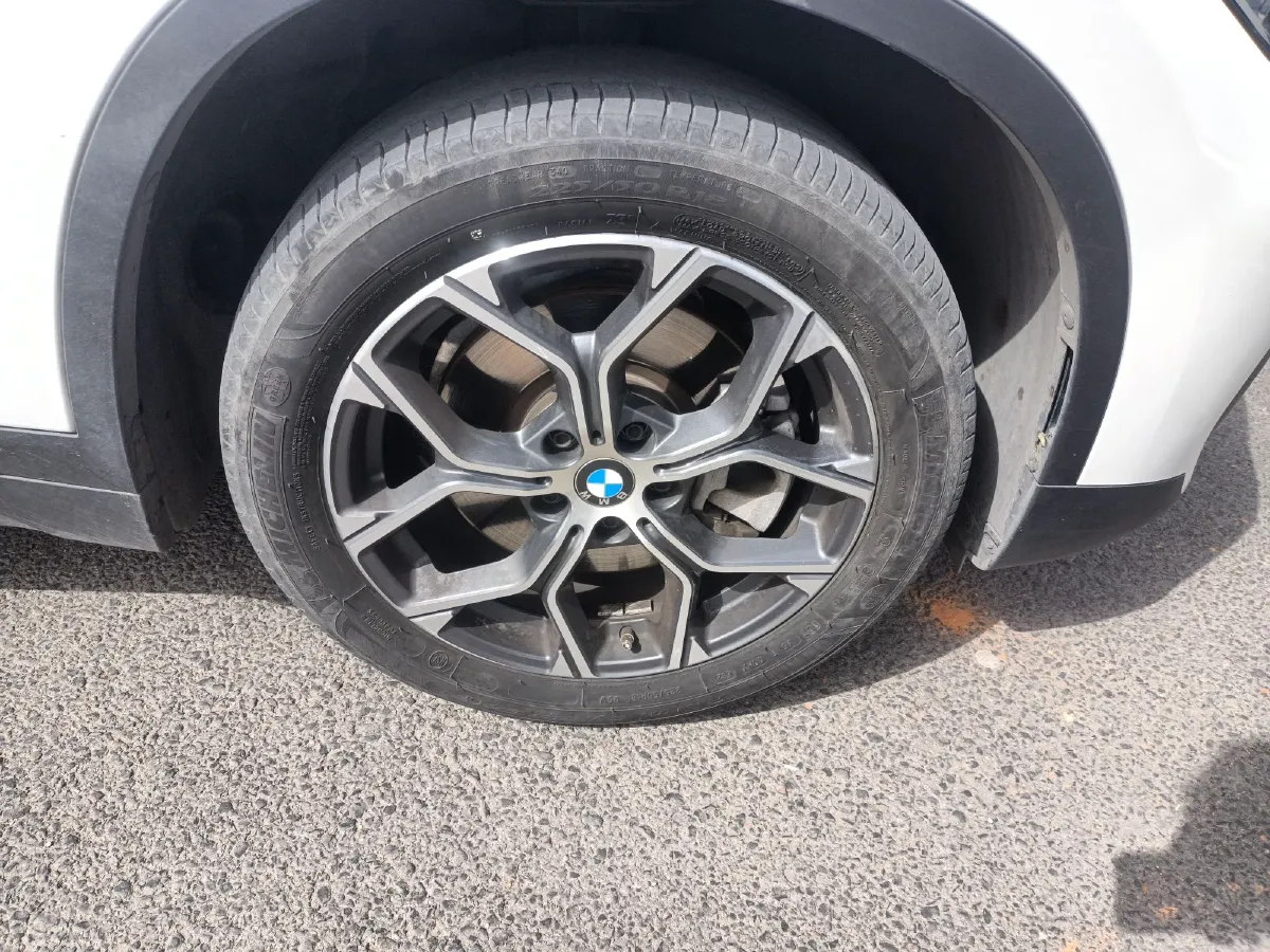 2021 BMW X1 2.0T 192HP L4 7DCT,autocango,china used car exporter,china ev exporter,chinese used car exporter,chinese used ev exporter
