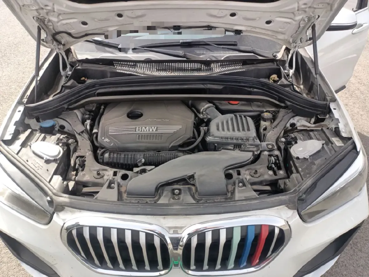 2021 BMW X1 2.0T 192HP L4 7DCT,autocango,china used car exporter,china ev exporter,chinese used car exporter,chinese used ev exporter