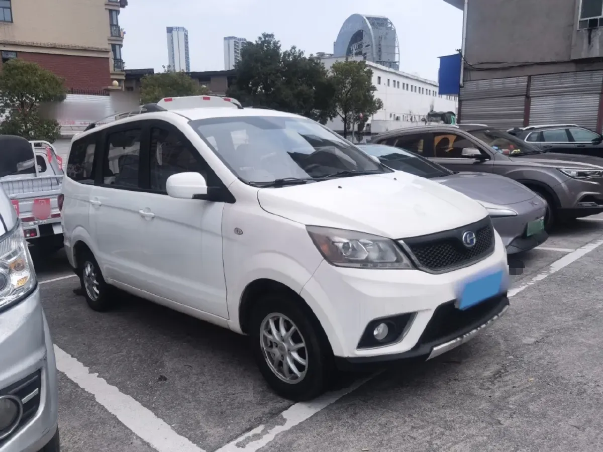 2015 Geely Englon C5 1.5L 102HP L4 5MT,autocango,china used car exporter,china ev exporter,chinese used car exporter,chinese used ev exporter
