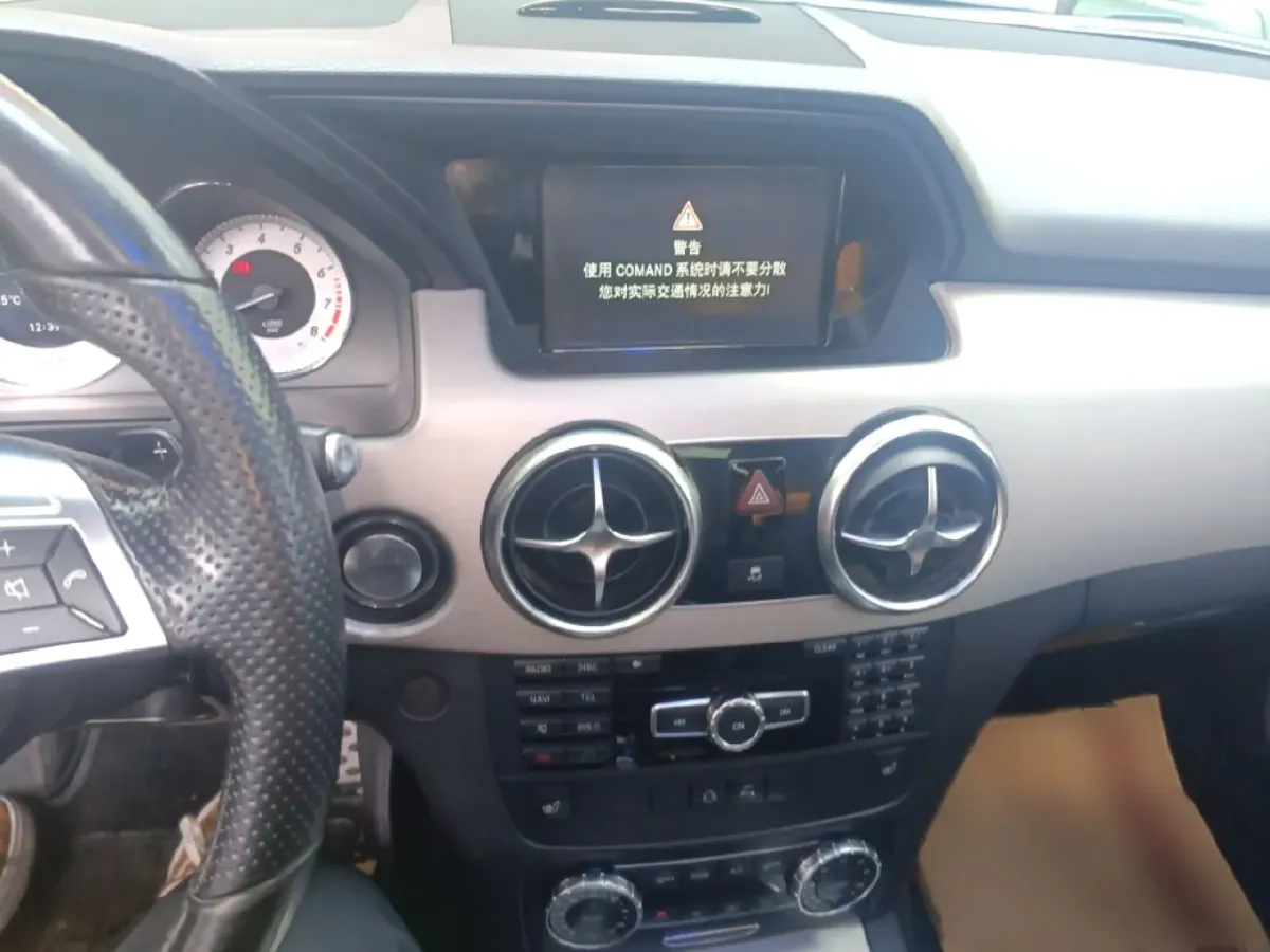 2015 Mercedes-Benz GLK Class 3.0L 245HP V6 7AT,autocango,china used car exporter,china ev exporter,chinese used car exporter,chinese used ev exporter