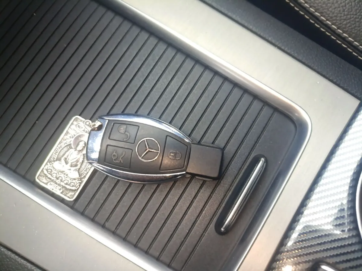 2015 Mercedes-Benz GLK Class 3.0L 245HP V6 7AT,autocango,china used car exporter,china ev exporter,chinese used car exporter,chinese used ev exporter