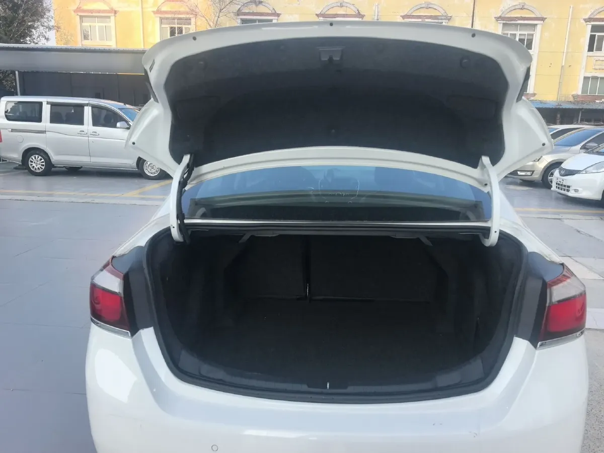 2016 Chevrolet Cruze 1.5L 114HP L4 6AT,autocango,china used car exporter,china ev exporter,chinese used car exporter,chinese used ev exporter