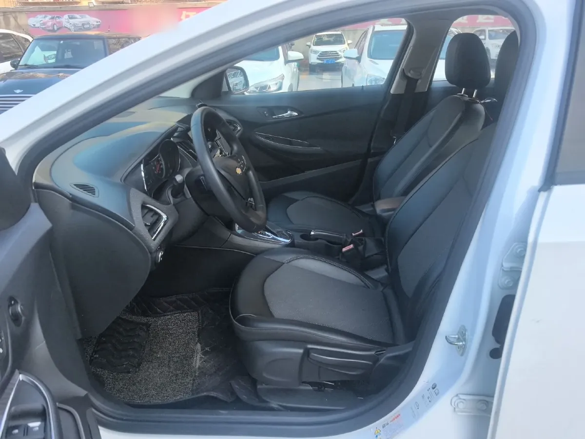 2016 Chevrolet Cruze 1.5L 114HP L4 6AT,autocango,china used car exporter,china ev exporter,chinese used car exporter,chinese used ev exporter