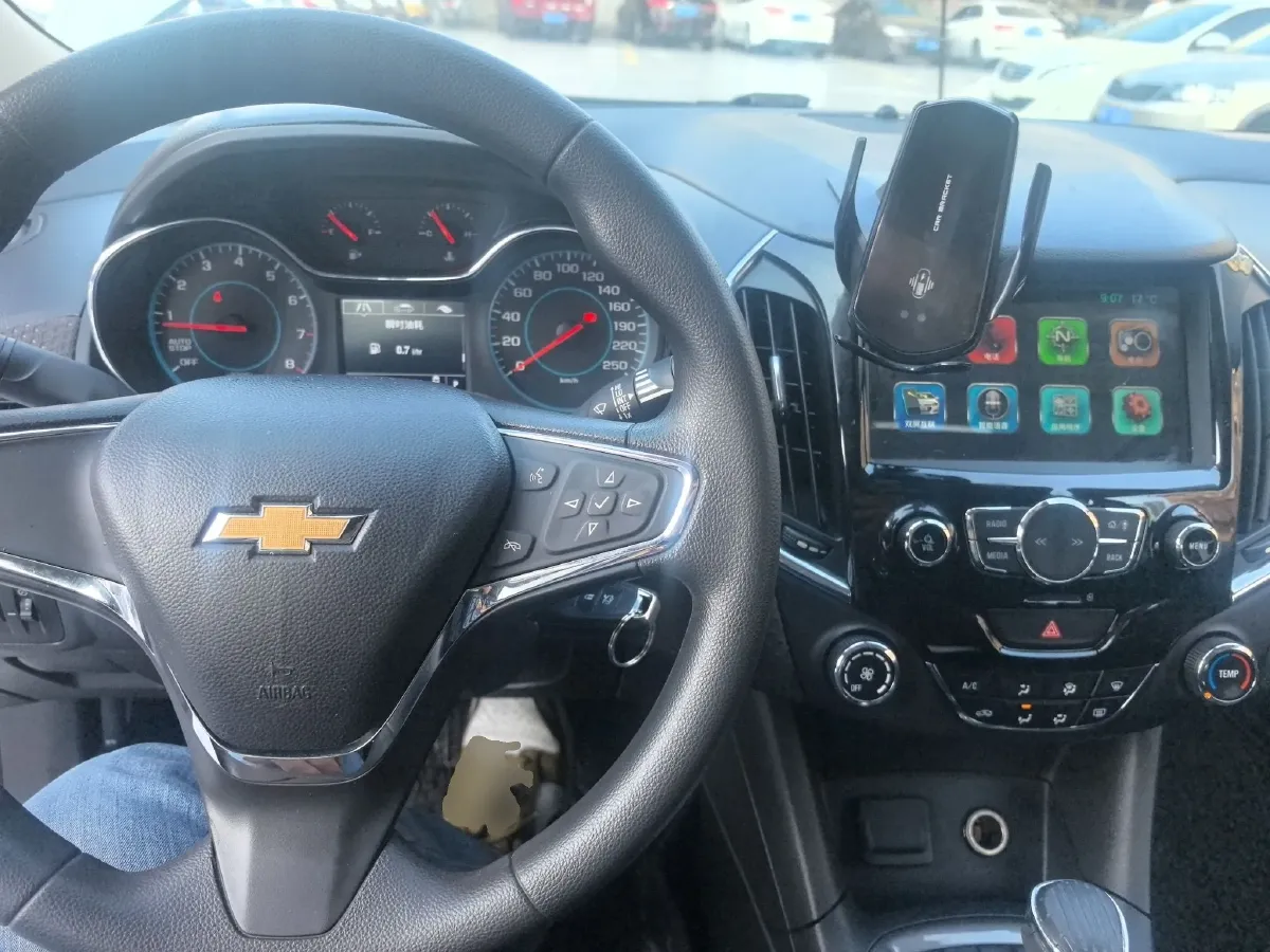 2016 Chevrolet Cruze 1.5L 114HP L4 6AT,autocango,china used car exporter,china ev exporter,chinese used car exporter,chinese used ev exporter