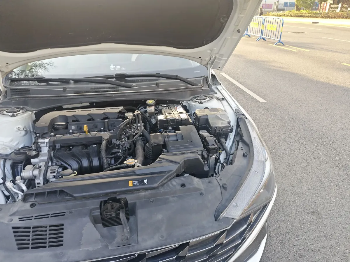 2022 Hyundai Elantra 1.5L 115HP L4 CVT,autocango,china used car exporter,china ev exporter,chinese used car exporter,chinese used ev exporter