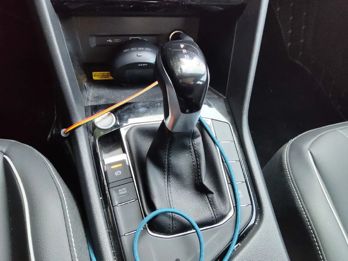 2024 Volkswagen Tiguan L 1.5T 160HP L4 7DCT,autocango,china used car exporter,china ev exporter,chinese used car exporter,chinese used ev exporter