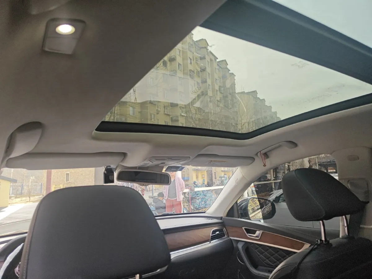 2019 HongQi HS7 3.0T 337HP V6 8AT,autocango,china used car exporter,china ev exporter,chinese used car exporter,chinese used ev exporter