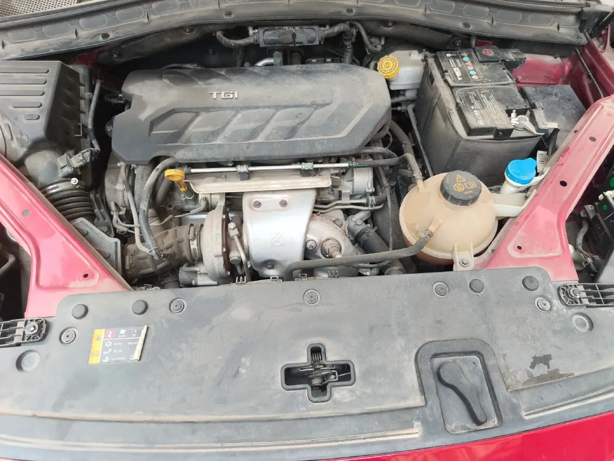 2019 MG HS 2.0T 231HP L4 6DCT,autocango,china used car exporter,china ev exporter,chinese used car exporter,chinese used ev exporter