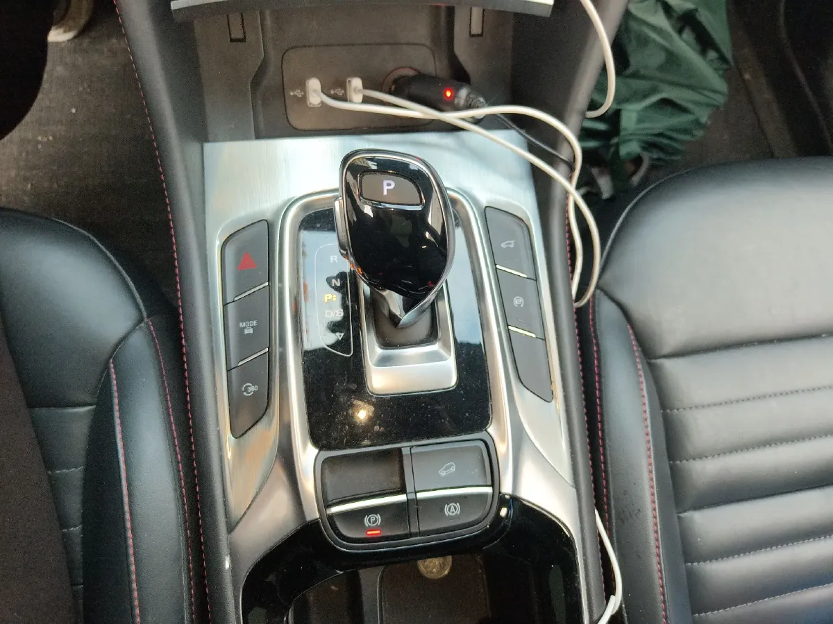 2019 MG HS 2.0T 231HP L4 6DCT,autocango,china used car exporter,china ev exporter,chinese used car exporter,chinese used ev exporter