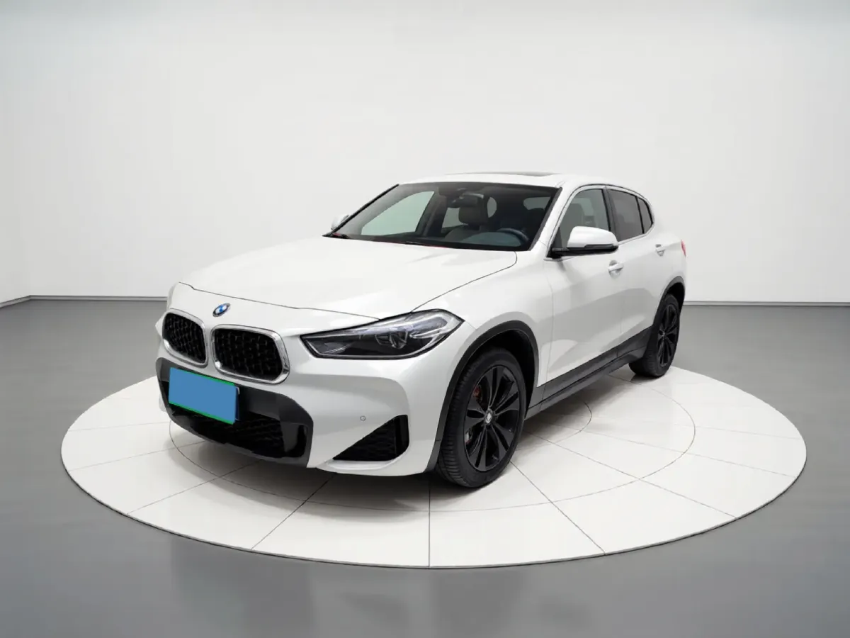 2023 BMW X2 2.0T 178HP L4 7DCT,autocango,china used car exporter,china ev exporter,chinese used car exporter,chinese used ev exporter