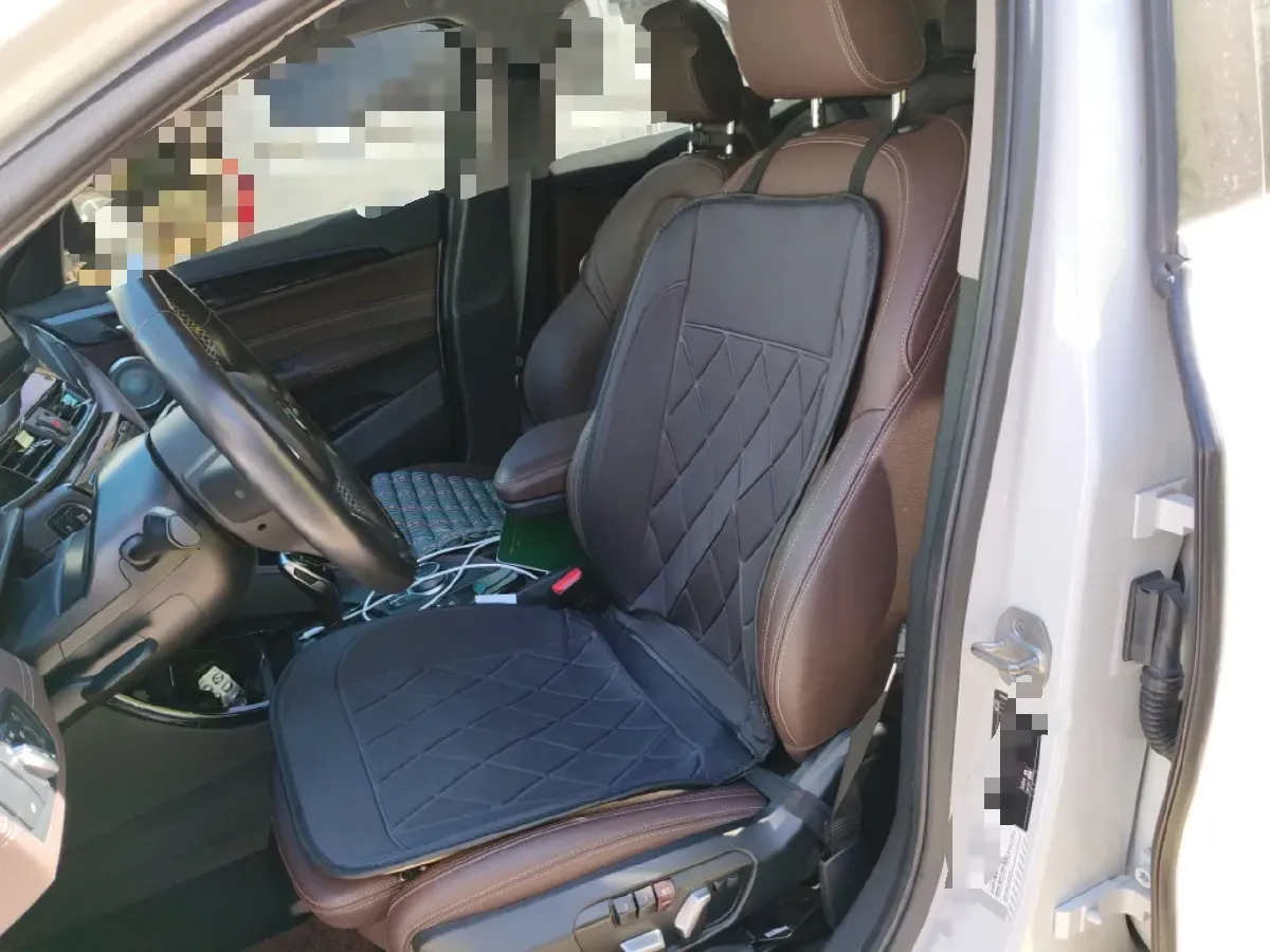 2023 BMW X2 2.0T 178HP L4 7DCT,autocango,china used car exporter,china ev exporter,chinese used car exporter,chinese used ev exporter