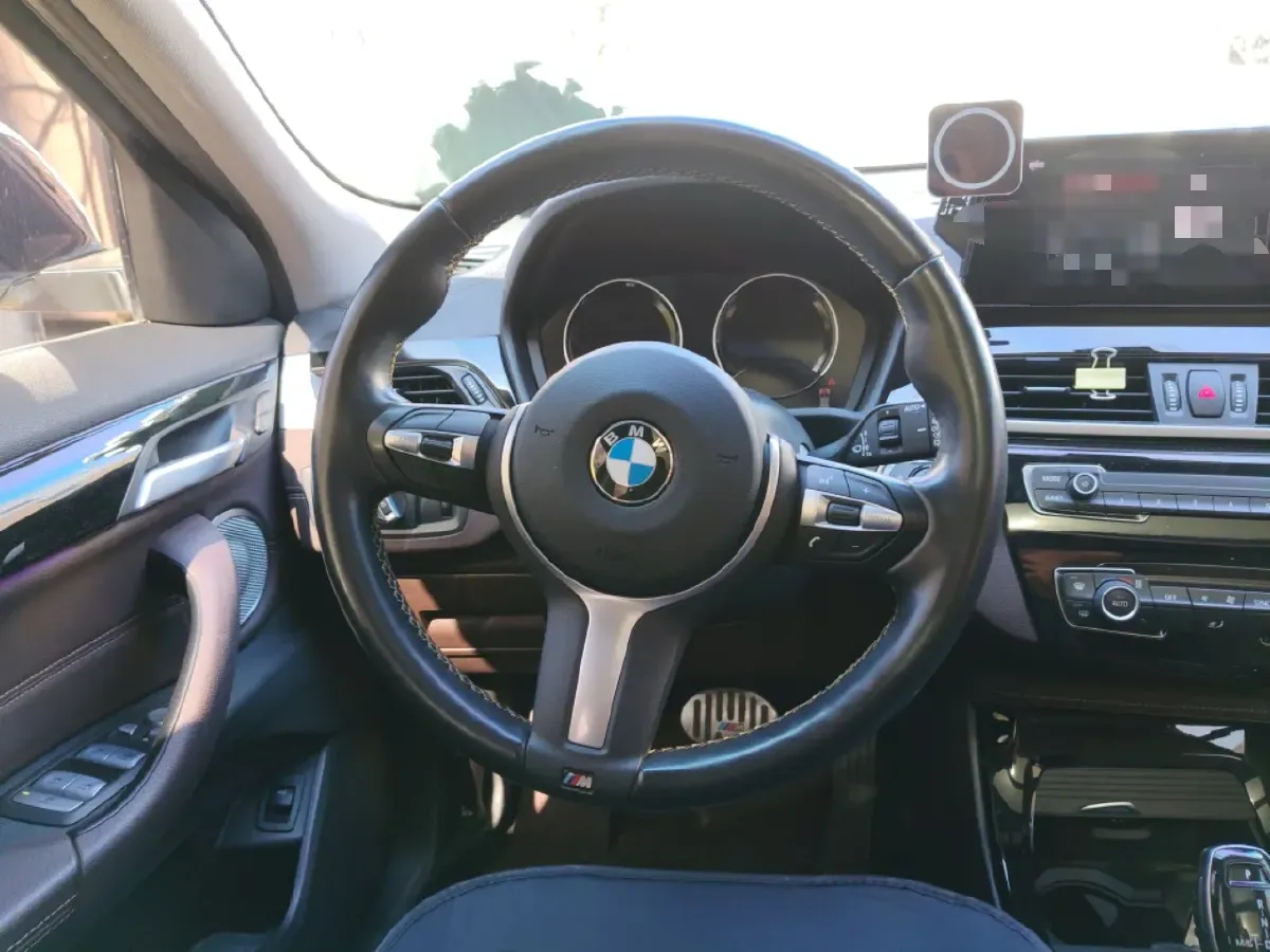 2023 BMW X2 2.0T 178HP L4 7DCT,autocango,china used car exporter,china ev exporter,chinese used car exporter,chinese used ev exporter