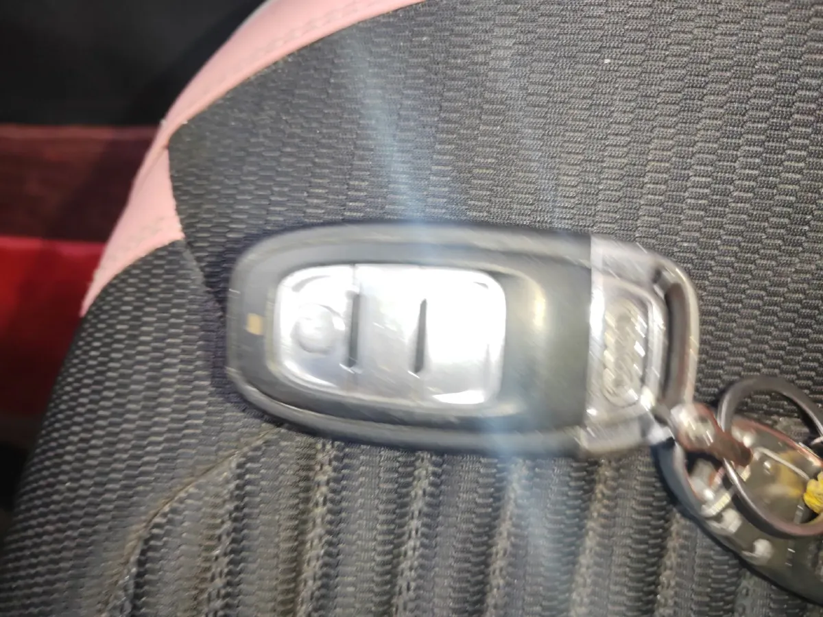 2013 Audi A4L 2.0T 180HP L4 CVT,autocango,china used car exporter,china ev exporter,chinese used car exporter,chinese used ev exporter