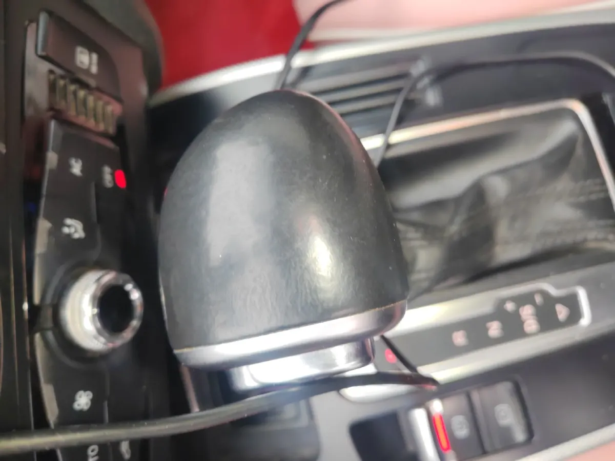 2013 Audi A4L 2.0T 180HP L4 CVT,autocango,china used car exporter,china ev exporter,chinese used car exporter,chinese used ev exporter